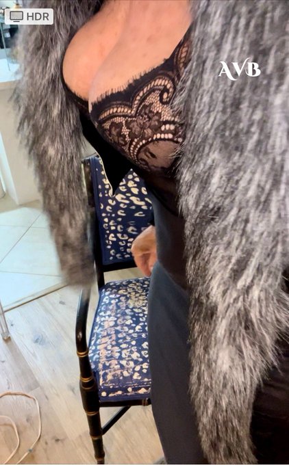 Happy Saturday! Enjoy the weekend!  New series of leather and fur pics at https://t.co/4L9FTqXVLk  20%<a href="/tag/enticing"class="tags"><span>#enticing</span></a><a href="/tag/centralfl"class="tags"><span>#centralfl</span></a><a href="/tag/fmty"class="tags"><span>#fmty</span></a><a href="/tag/naughtycam"class="tags"><span>#naughtycam</span></a><a href="/tag/ocala"class="tags"><span>#ocala</span></a>