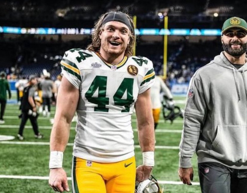FullbackWatch's tweet photo. It’s game day.
#FullbackWatch https://t.co/DsZU8r0GAu