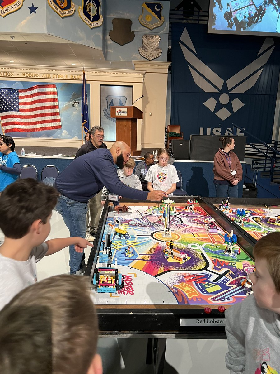 Techno Tigers are off to a great start this morning at the Super Regional FLL Robotics tournament! 🤖🐯
<a href="/Hubbard_Elem/">Hubbard Elementary</a>