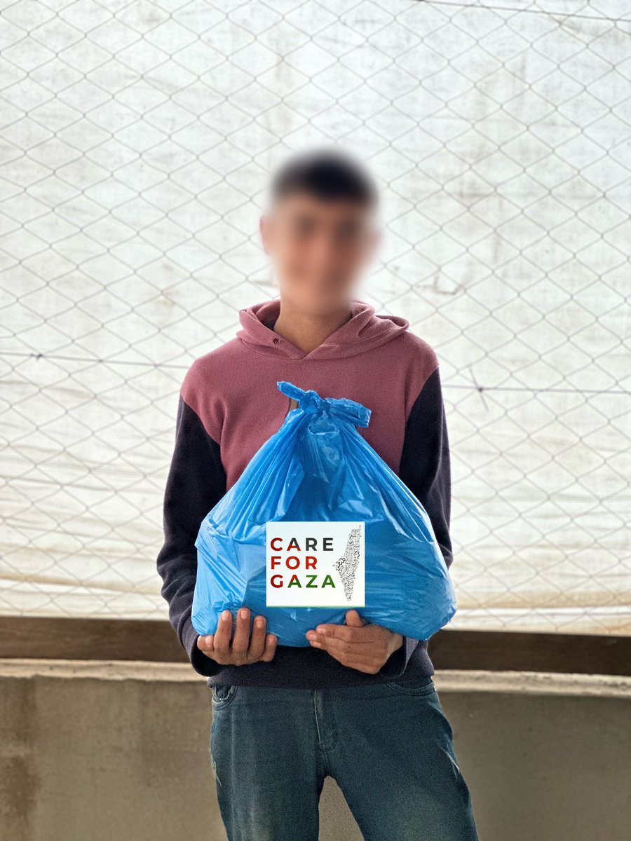 CareForGaza's tweet photo. Thanks for your amazing support to CareForGaza, we are delivering food packages with basic food items to a number of families across the area | Gaza

Thanks for supporting people in need.
https://t.co/PTZUJSlgYs https://t.co/RVGc9q6McE