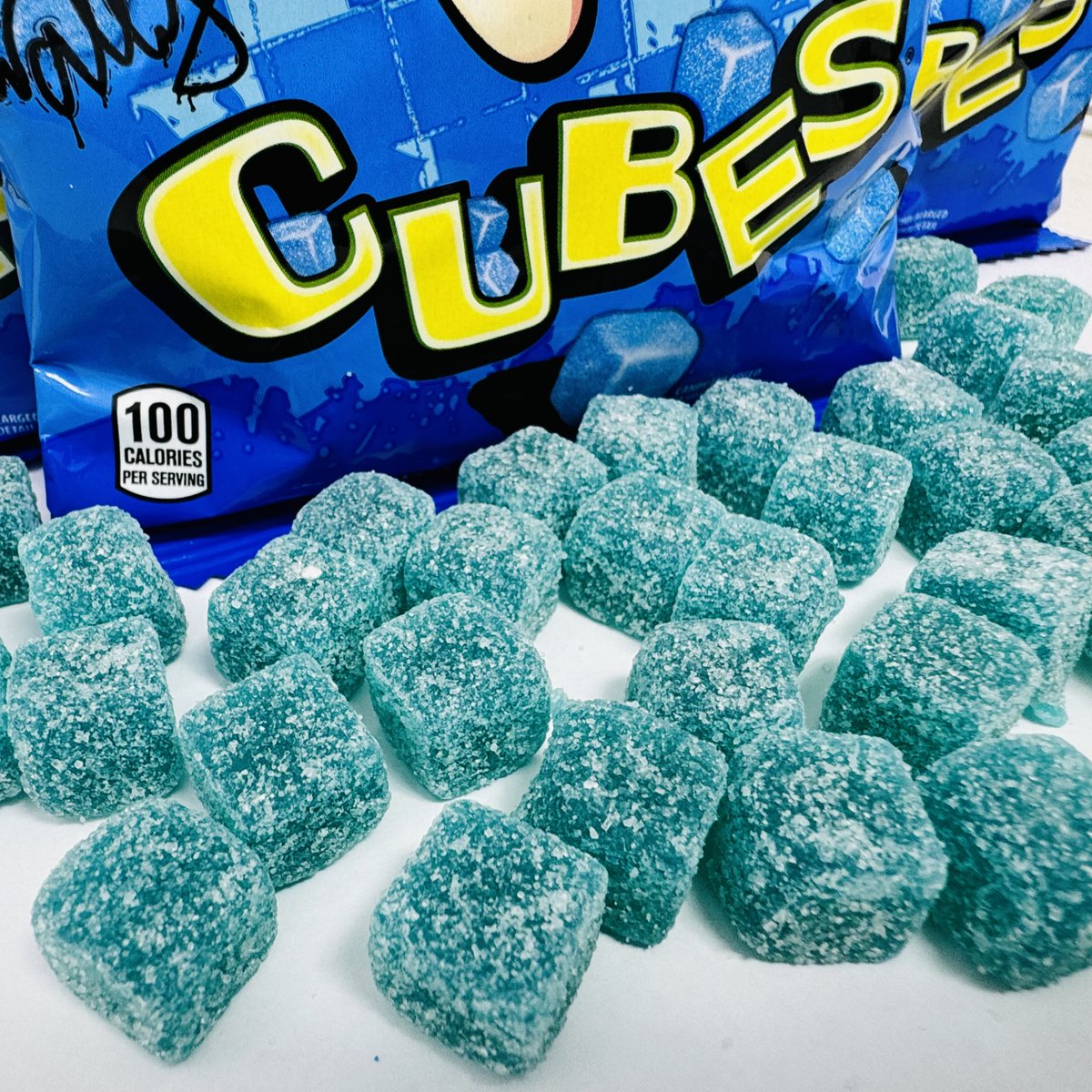 candyfunhouseca's tweet image. Warheads Blue Raspberry... the best flavored cube now in its own package! 💙 #warheads #blueraspberry #cubes #candyfunhouse