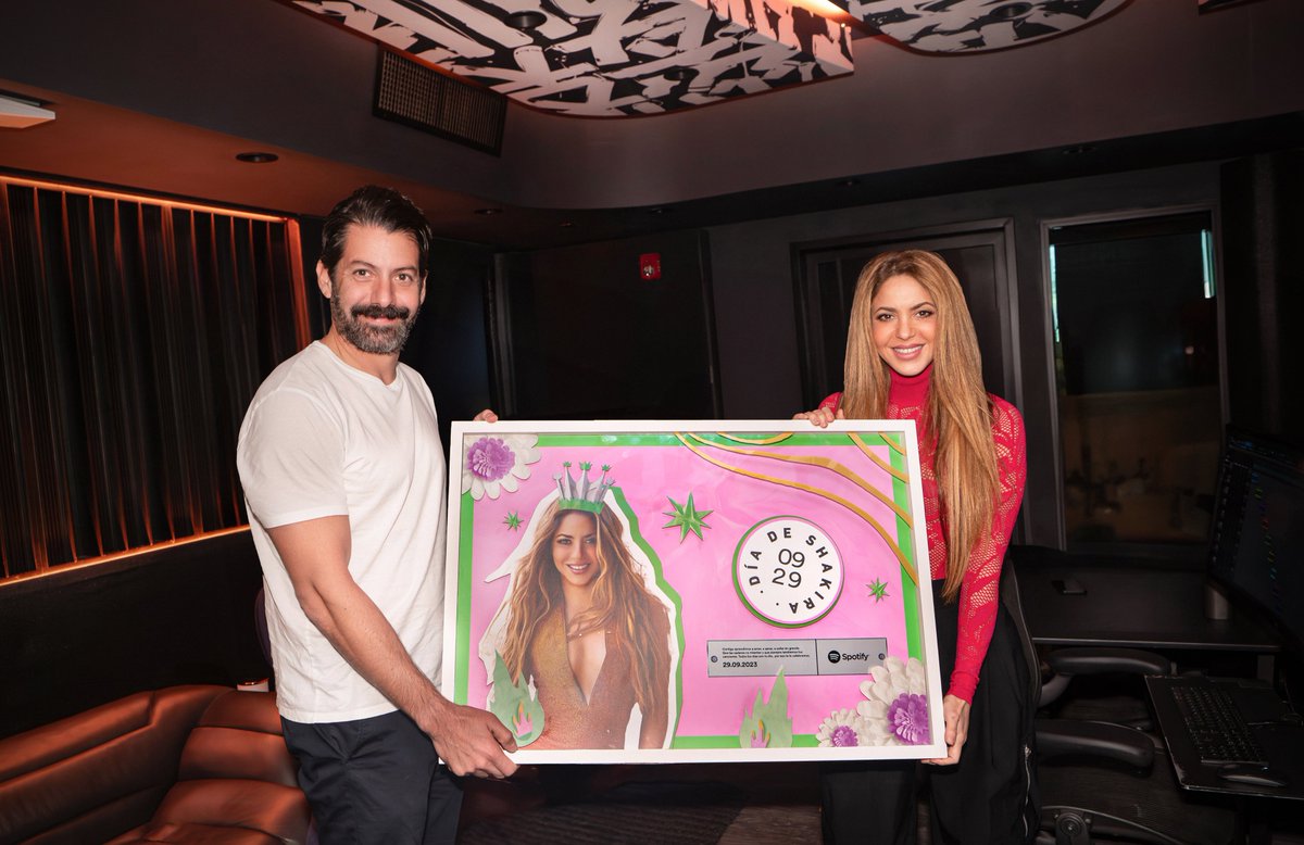From bringing Shakira Day to life, to celebrating it, to commemorating it. Here's to you, <a href="/shakira/">Shakira</a>! #DíaDeShakira