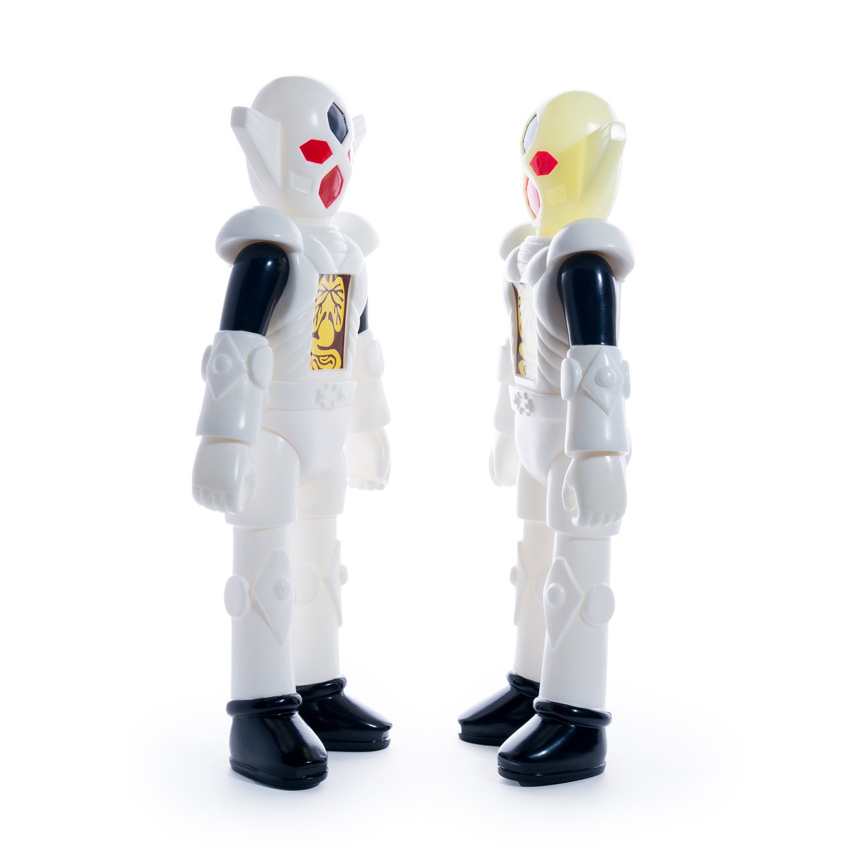 skullmarktoy's tweet photo. Skullmark Galaxy Commanders GATTA Sofubi figure
OG color and limited release with Glow in the dark head~
Available at @ToyUndergroundS ~
https://t.co/oMV3qoditK

#starroidraiders #Tomland #vintagetoy #knockoff https://t.co/QbKZdDmwlm