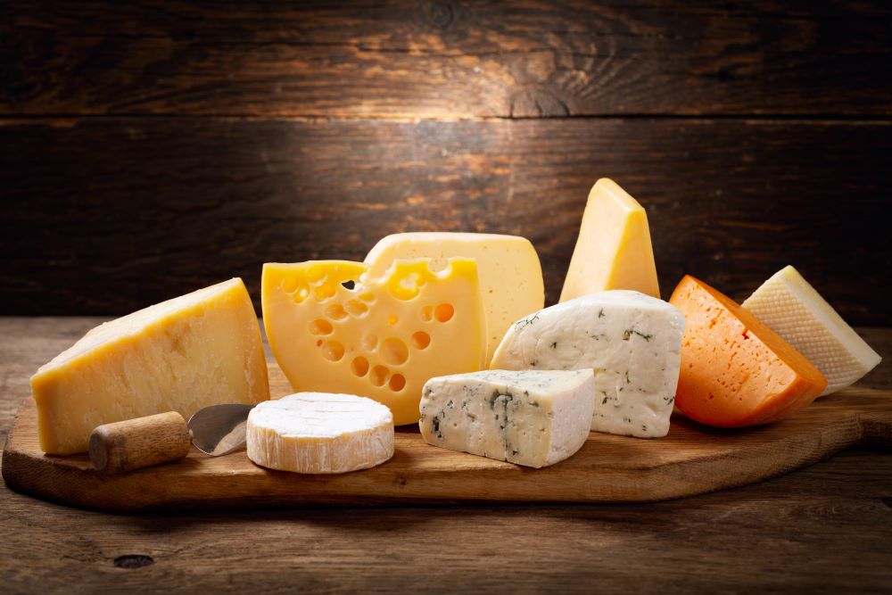 USDOL's tweet photo. Y’all, it’s National Cheese Lovers Day – and if there’s one thing we love (almost) as much as labor here at @USDOL, it’s a gouda and cheesy pun. And if that made you groan, buckle up. They only get worse. 🧀 🧵 https://t.co/01CAH2G2mv