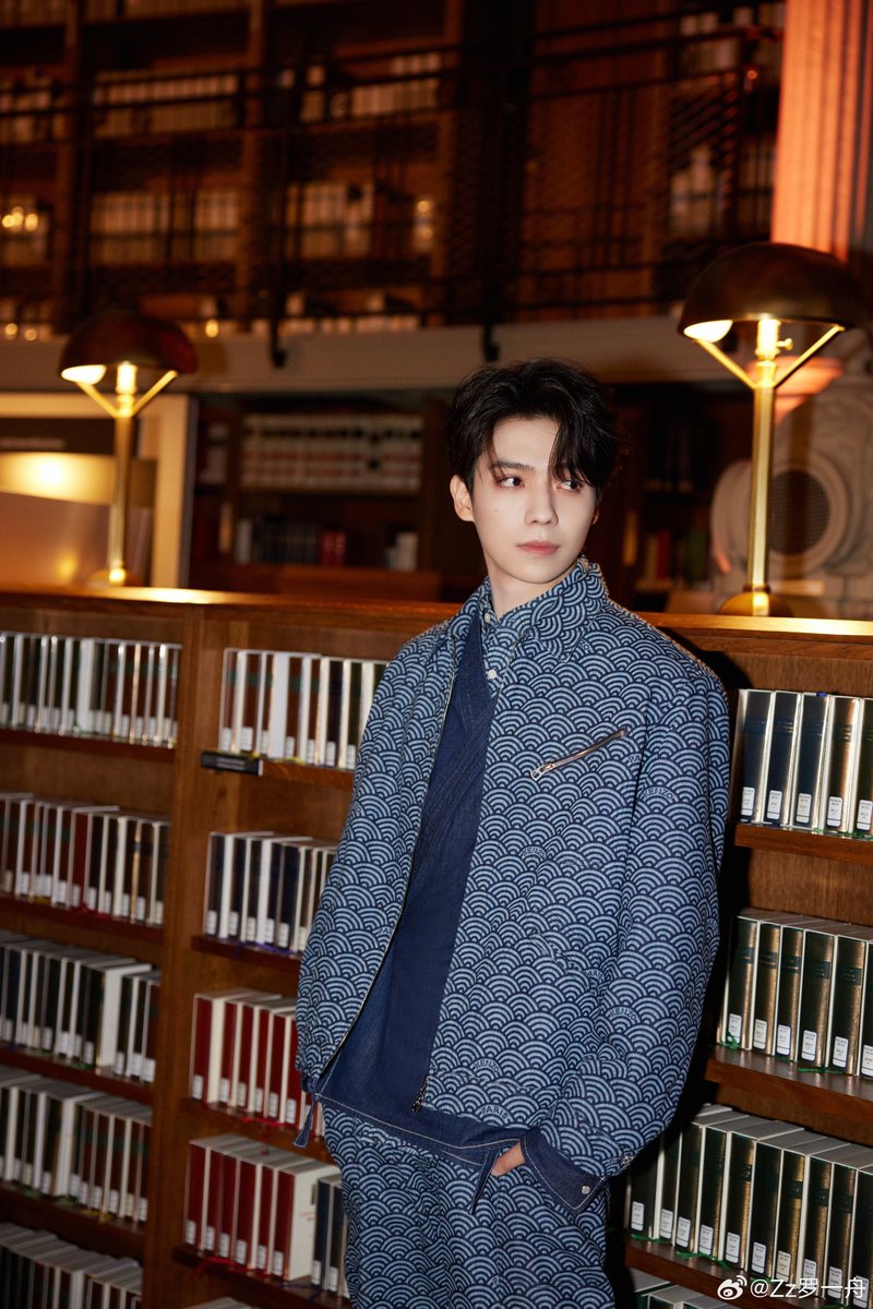 dramapotatoe's tweet photo. #LuoYizhou shares more snaps for #KENZOFW24 at Paris Fashion Week

More - https://t.co/pheVD7THNa https://t.co/z5G0GDVhbw