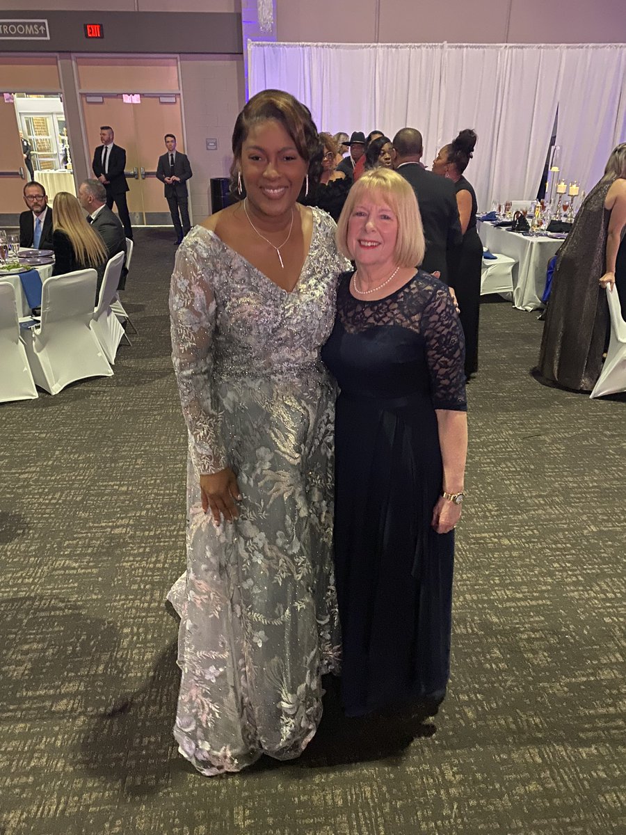 Celebrating the 35th mayor of Evansville, the honorable Stephanie Terry! Historic win for the city as we elected the first female and black mayor.