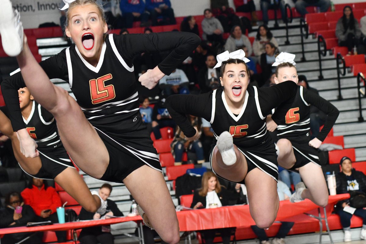 Lake Shore Public Schools tweet media