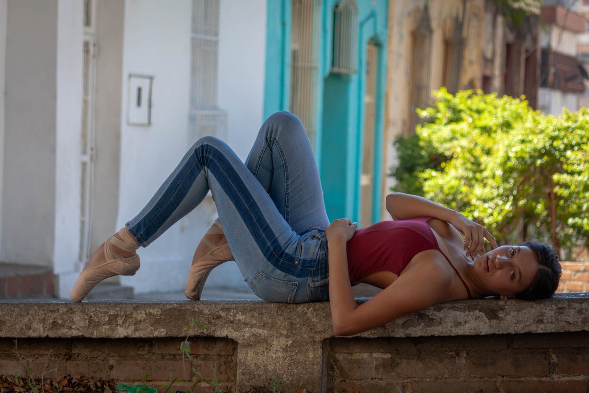 verdanza's tweet photo. Sesión de fotos enero 2024. Bailarina: Andrea Fragachan Fotógrafo: @verdanza
#balletphotography #balletphoto #bailarina #ballet #photography #arte https://t.co/nzNbzk9Zvk