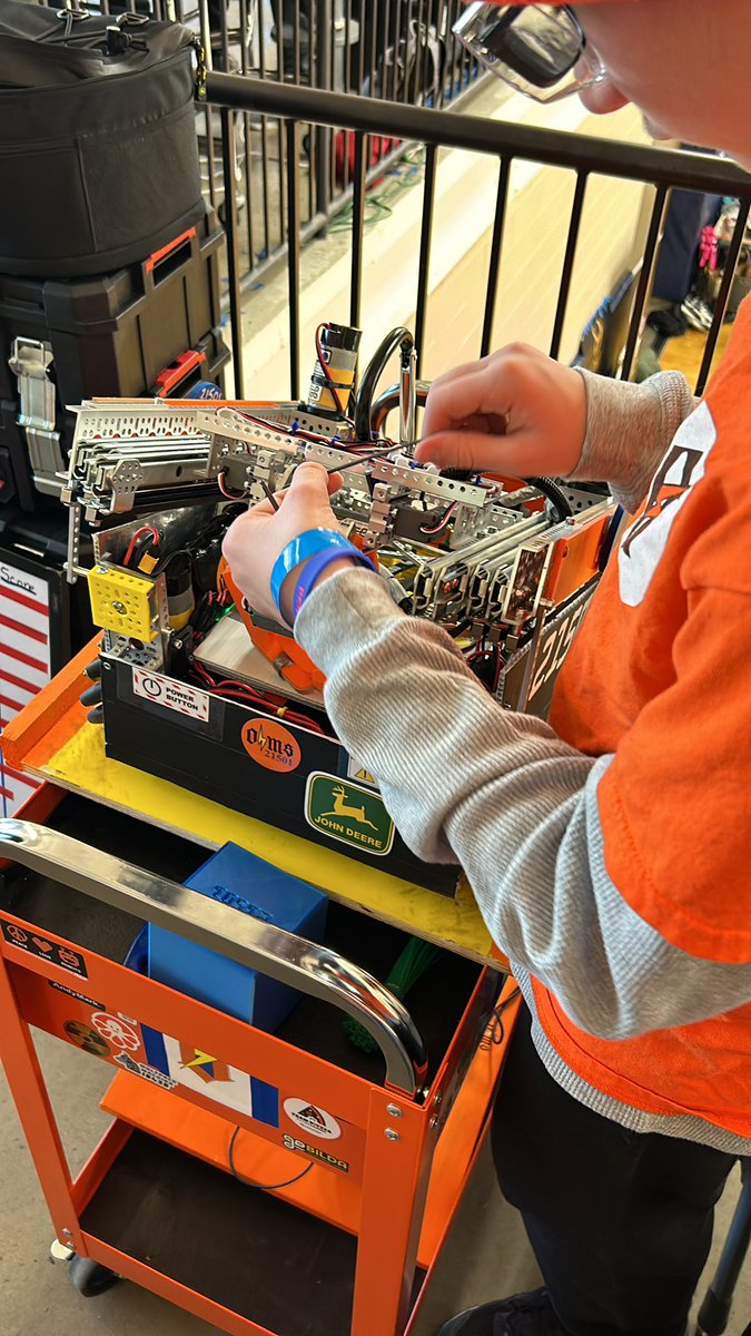 We started our robots season with a win. We have some things to work on as in the FTC world we deal with static electricity. So it’s a learning curve today. <a href="/OrangeCoSchools/">OrangeCountySchools</a> #Stem