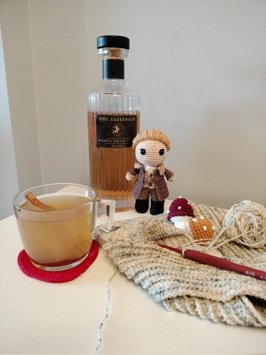 #Sassenach hot Toddy and crochet ... Works for me! 🥰 Enjoying this afternoon! Sláinte!
🥃💜🧶
<a href="/SamHeughan/">Sam Heughan</a> 
<a href="/SassenachSpirit/">Sassenach Spirits</a>