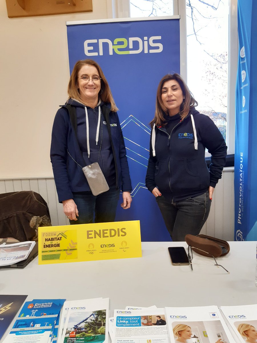 enedisOccitanie's tweet photo. En direct du Forum Habitat et Energie de Cagnac Les Mines (81) @enedisOccitanie accompagne la Transition Énergétique : suivi des consommations, raccordement ENR, autoconsommation, etc. https://t.co/vr6xi3KSFj