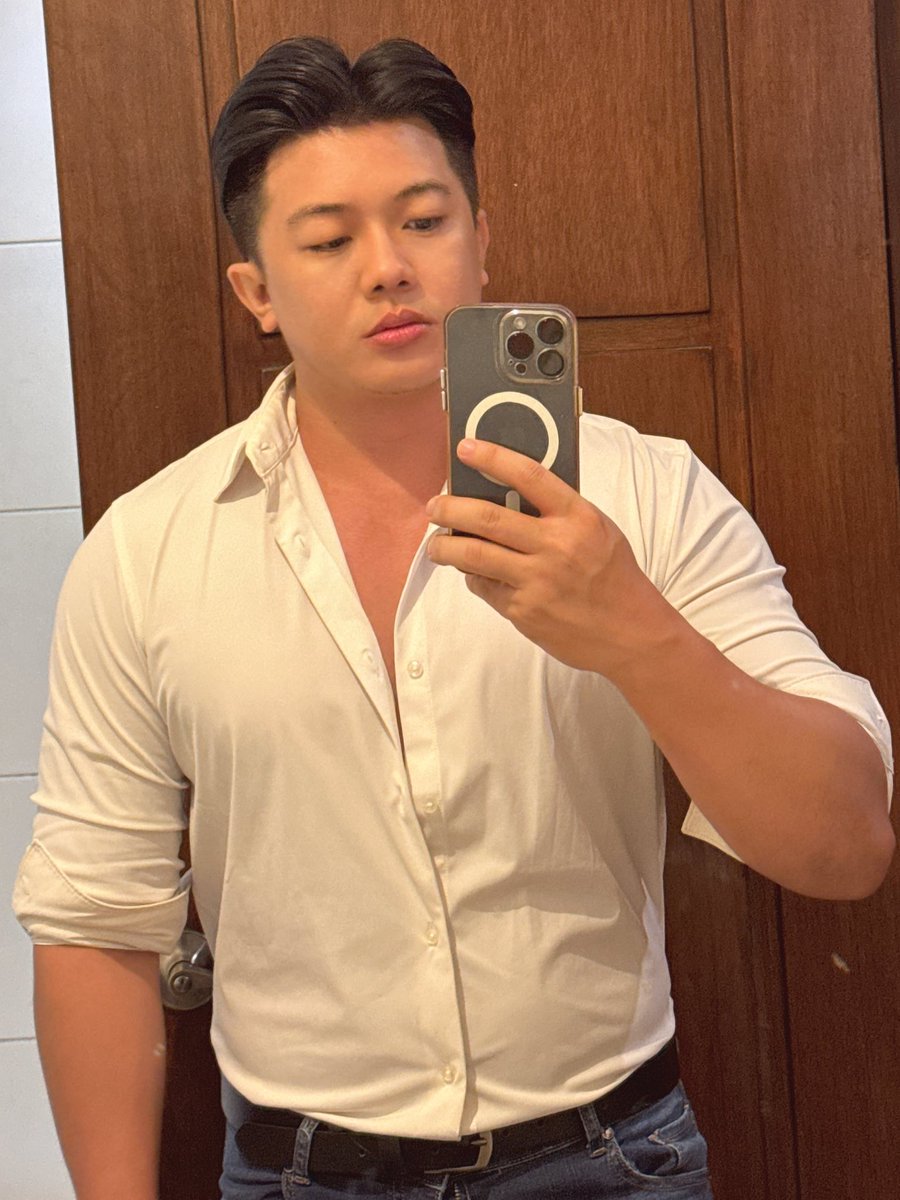 Dennis_Warrior_'s tweet photo. Off to party 🎉
#Prititit #PitSenyor #Sinulog2024
#BarrioBar #AlagangBeautyLounge https://t.co/MsALtXTK6Y