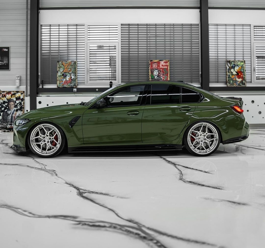 WorldWideCarsTM's tweet photo. Urban Green BMW G80 M3 😮‍💨 https://t.co/2DDOrbFTSu