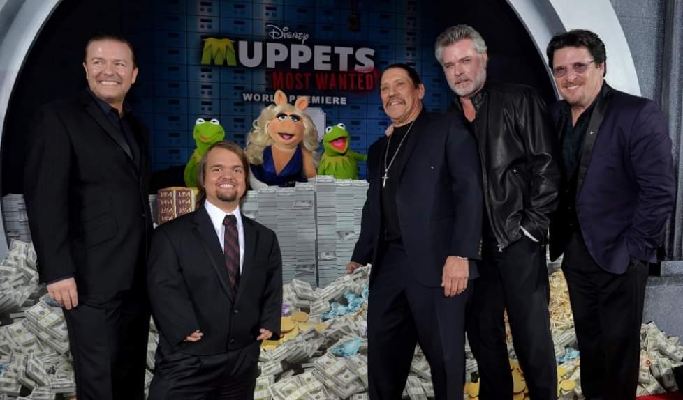 ftlowrestling's tweet image. Can you name a kids movie starring a wrestler?

Get your tickets to meet @DylanPostl at fortheloveofwrestling.co.uk

#Hornswoggle #Swoggle #WWE #wrestling #WrestlingCommunity #ComicCon #Manchester