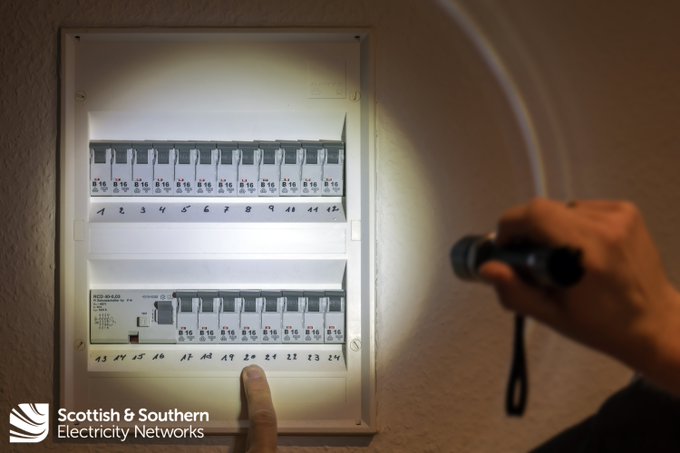 ssencommunity's tweet photo. If you ever lose power, always try and reset your trip switches first. This can sometimes help restore your power without the need to wait for an engineer. 

If this does not work and you're still without power, call us on 105 or pop us a DM! https://t.co/12uip0vNSe