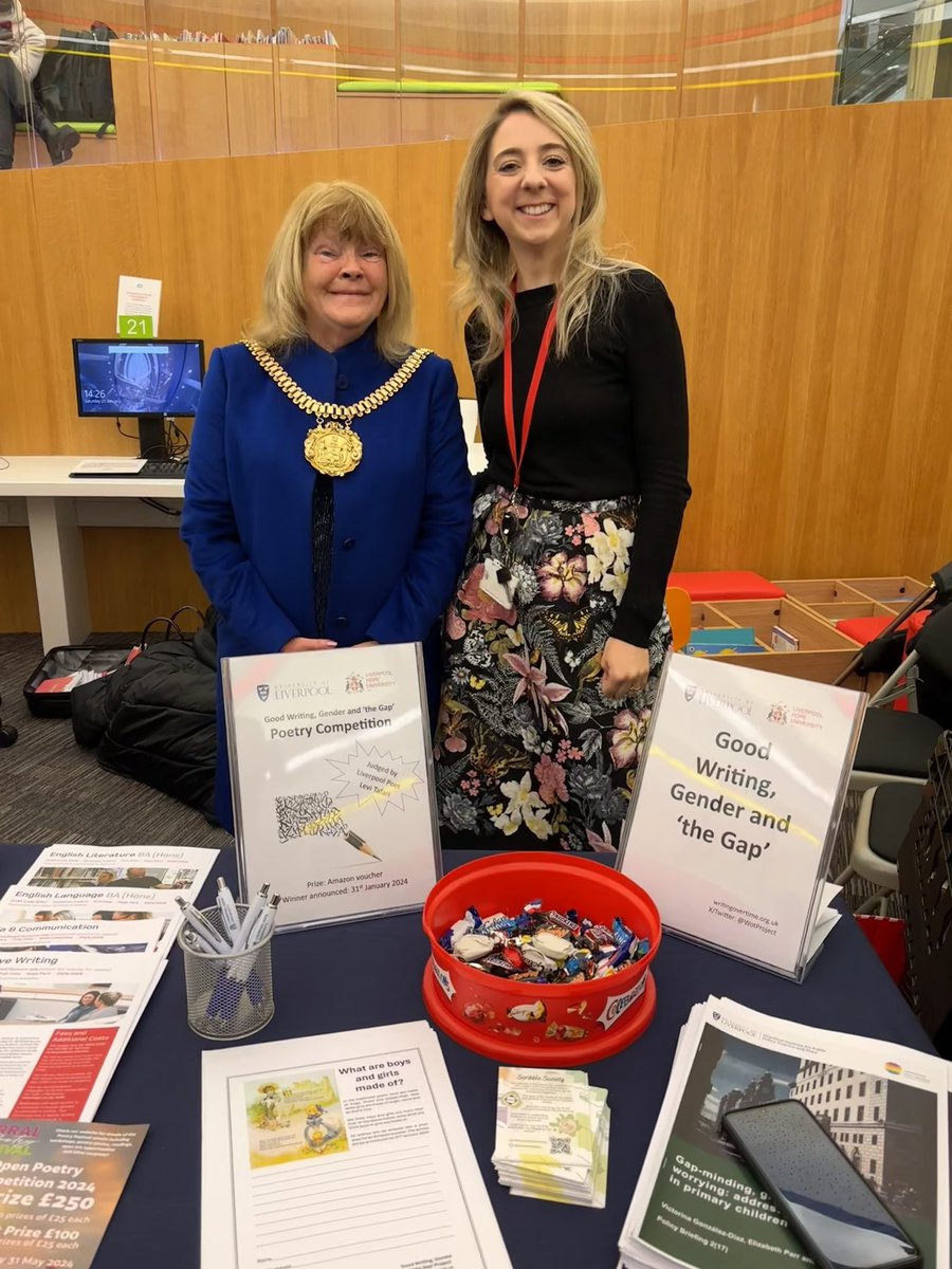 WotProject's tweet photo. A fabulous afternoon celebrating ‘Good Writing, Gender and ‘the Gap’’ at the launch of The Year of Writing @LivLitCycle @CllrBMurray @LiverpoolHopeUK @HopeTeachers @HopeSchoolofEd @LivUniEnglish @livuninews #livlitcycle #liverpoolwrites https://t.co/BpiV9SA4TB