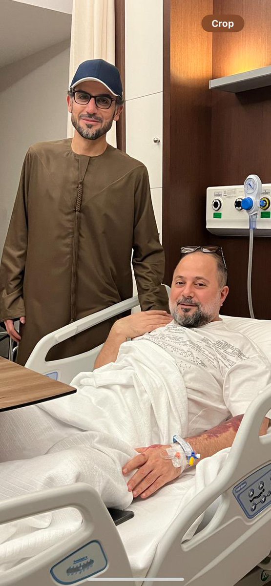 لعل مايميز مهنة الطبابة هو قسم ابقراط والذي يقسم بموجبه العاملين في مجال الطب بوضع صحة المريض وتخفيف آلامه قبل أي شيء آخر وقد لمست هذا بوضوح أثناء إجراء عمليتي في مستشفى تداوي لصاحبها السيد مروان ابراهيم حجي ناصر الذي يحرص شخصيا على راحة مرضاه قبل كل شيء. الشكر قليل بحق هذا الرجل