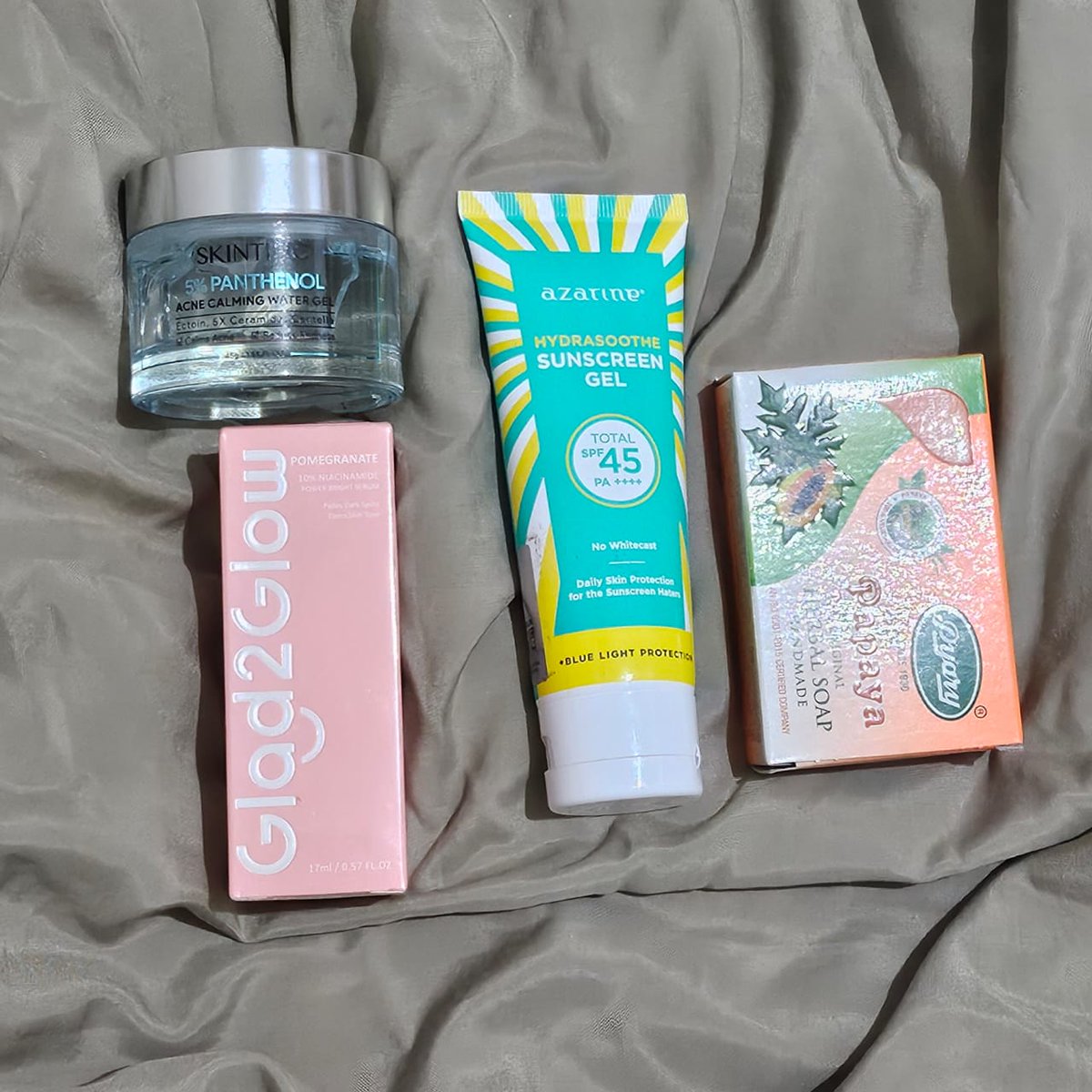spactrevien's tweet photo. Wts skincare, baru msh segel 

Nego dm

#zonauangᅠᅠ #zonaBU #Zonajajan https://t.co/D4j5q75CRY