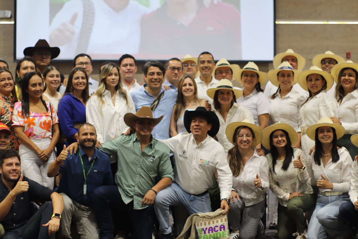 #Casanare | Encuentro por el Desarrollo y la Unidad Regional entre las Gobernaciones de Casanare y Boyacá. 👏