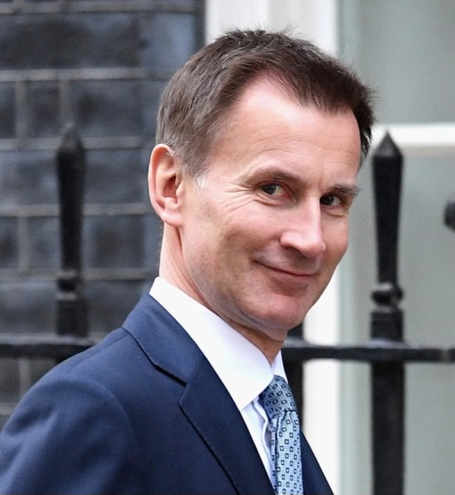 Ah, Jeremy Hunt.  Having a pop at benefit claimants again. He says he'd like to 'crackdown' on those 'gaming'  the benefits system. The nerve of these Tories. They squandered £100 Bn of taxpayers money with no accountability, and they talk about 'crackdowns' 
#ToriesOut562  #GTTO