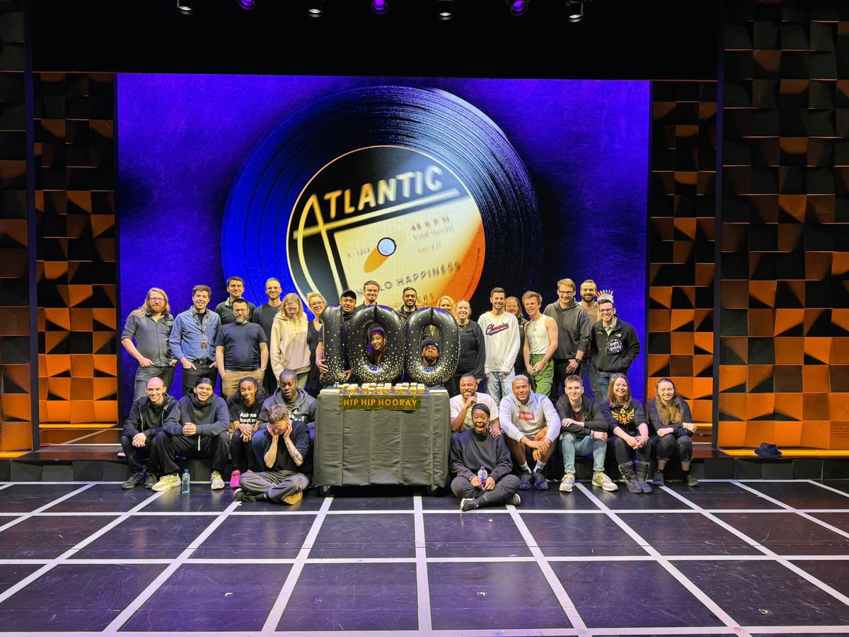 This afternoon the sensational <a href="/thedriftersgirl/">THE DRIFTERS GIRL</a> touring company celebrated 100 shows on the road!