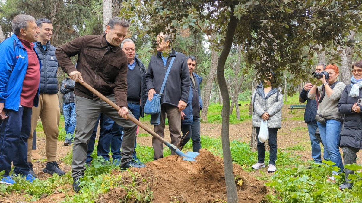 Haris Doukas tweet media