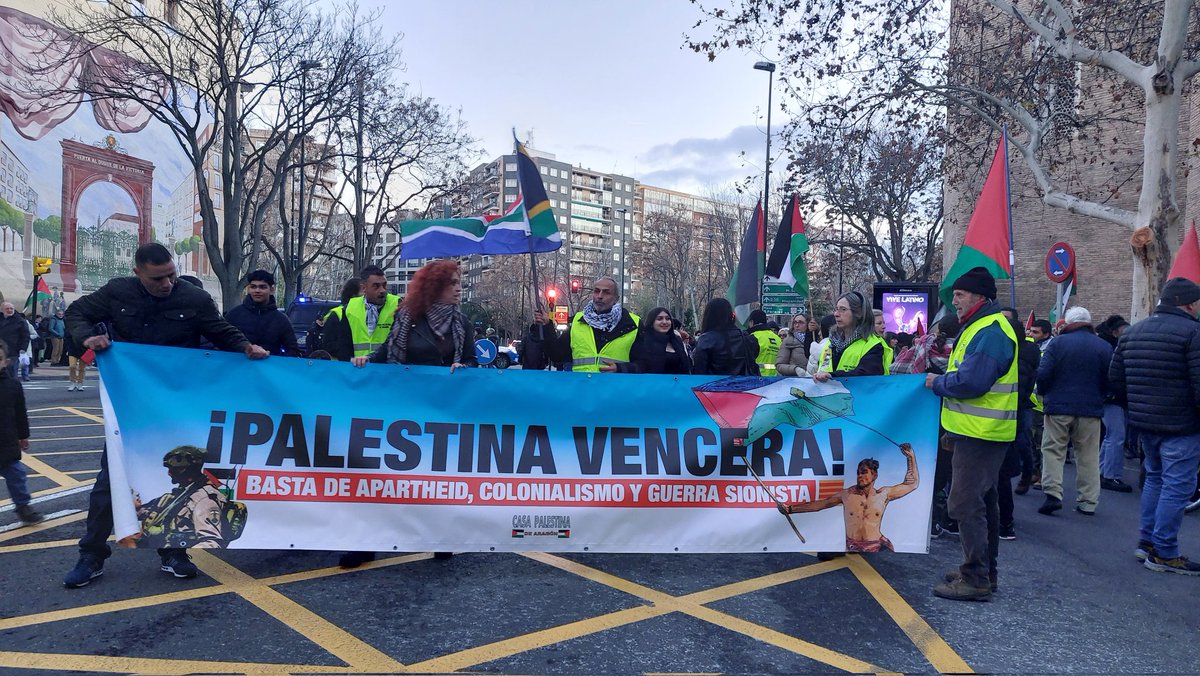 CCOOAragon's tweet photo. @CCOOAragon no podíamos faltar a esta convocatoria tan importante que se ha celebrado en toda España para exigir el alto el fuego permanente en Gaza, el cese del genocidio, la paz, la convivencia de los pueblos. #CCOOconPalestina #PalestinaLibre https://t.co/UjNx46UleO
