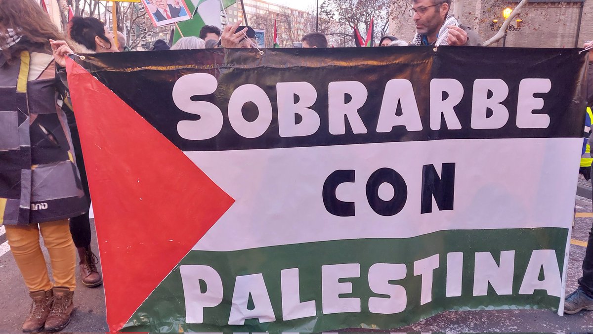 CCOOAragon's tweet photo. Varias localidades de #Aragón se han sumado a la convocatoria en apoyo al pueblo palestino #CCOOconPalesina #PalestinaLibre https://t.co/0PbHwWc87x
