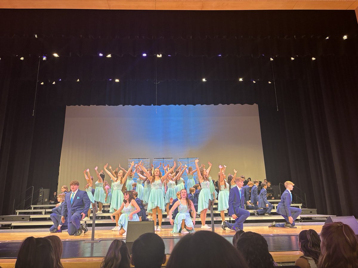 JOHNSTON SHOWZAM tweet media