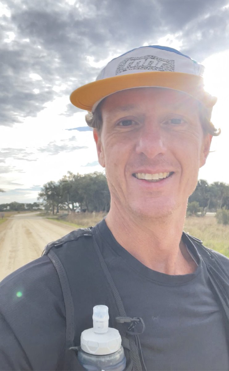 JoshColeman's tweet photo. Exploring a new trail!! #trailrun #trailrunning #trailfun #ultrarunning #runtilyouloveit https://t.co/40XufdGpsx