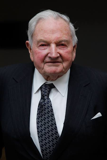 NerminSekin1's tweet photo. Dünyanın en zengin ailelerinden biri olan Yahudi David Rockefeller’in, piyasaya çıkan, ama kısa süre sonra toplatılan kitabındaki itirafları, Türkiye'de yaşananları anlayabilmek için çok önemli. 

Şöyle diyor David Rockefeller: https://t.co/AeYJDRFAMP