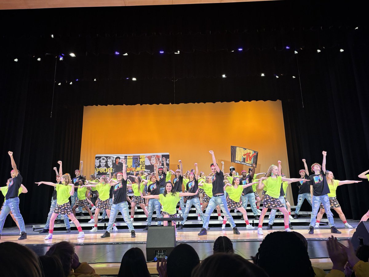 JOHNSTON SHOWZAM tweet media