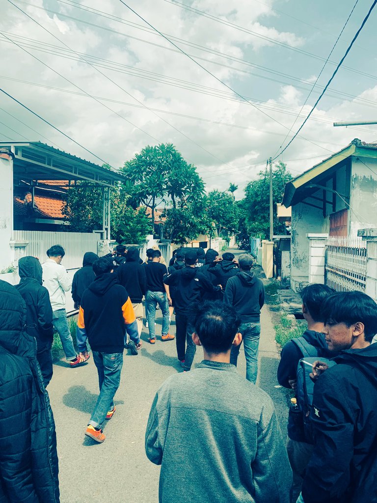 Trowulandon_'s tweet photo. Jalan sehat https://t.co/aK768auoSa