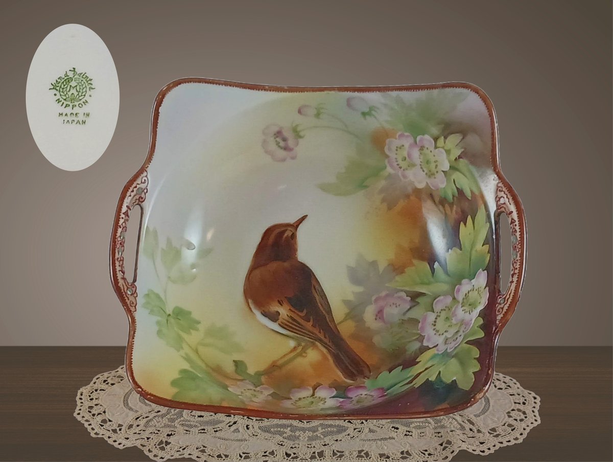 ForgottenKeepS's tweet photo. Antique Nippon China, Bird On Cherry Blossom Branch, Candy or Nut Dish, Decorative Bowl, Hand Painted, 1911-1921 https://t.co/QFUaO5kx1w #brown #green #bedroom #nipponchina #candydish #nutdish #footedbowl #cherryblossem #decorativebowl https://t.co/xvE418vdtN