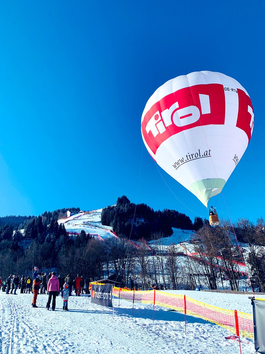 Julianeee01's tweet photo. Just fall in ❤️ with Austria 🥹🤩👌
#Streif #Hahnenkamm2024 #Kitzbühel #Innsbruck #Bergisel https://t.co/1qZY1QA2h7