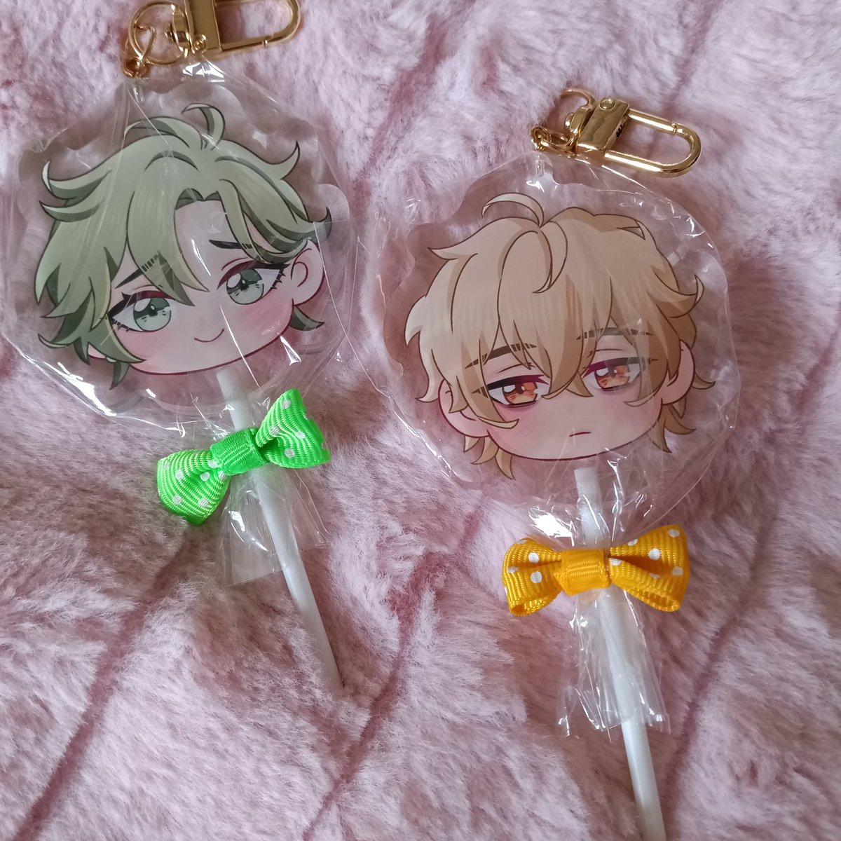Amber2Blossom's tweet image. Nu:Carnival lollipop charms are for sale in my online shop! I'm running low on inventory so get them while you can! 
#nucarnival #nu_carnival #blmerch #supportsmallbusiness