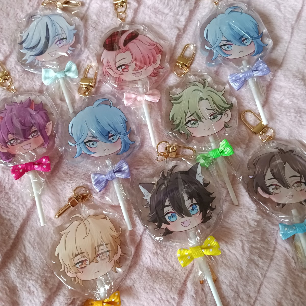 Amber2Blossom's tweet image. Nu:Carnival lollipop charms are for sale in my online shop! I'm running low on inventory so get them while you can! 
#nucarnival #nu_carnival #blmerch #supportsmallbusiness