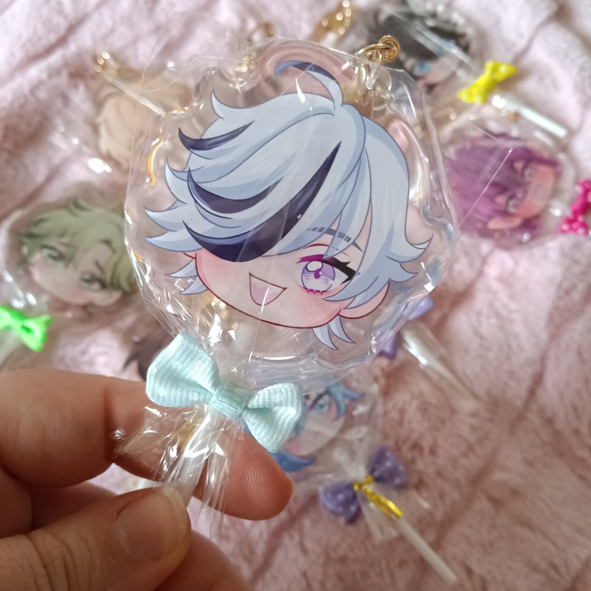 Amber2Blossom's tweet image. Nu:Carnival lollipop charms are for sale in my online shop! I'm running low on inventory so get them while you can! 
#nucarnival #nu_carnival #blmerch #supportsmallbusiness