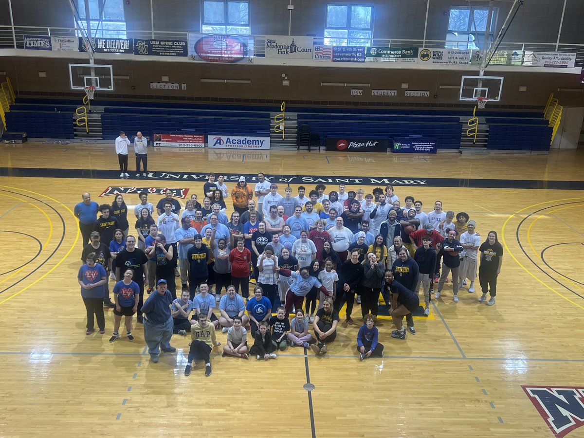 USM_basketball's tweet photo. 2024 Special Olympics Clinic!  w/ @USM_WBB  ❤️💙💛 https://t.co/ZmrMbS8Gs1