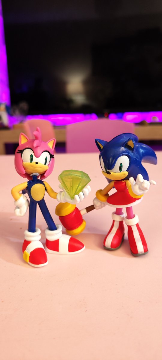 MissTangshan95's tweet photo. ... Hell yeah 🩷💙🤟

#SonAmy #amyr
#SonicTheHedeghog https://t.co/DgeoJheifG