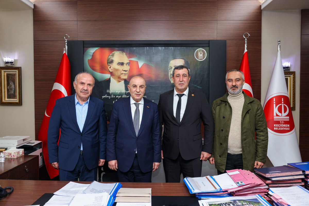 #Ankara adaylığımız için hayırlı olsun ziyaretinde bulunan; MHP önceki dönem ilçe yöneticilerimize, Gökçek Mahalle Muhtarı Sn. Yüksel Karabağ, İş İnsanları Sn. Osman Akdoğan ve Sn. Mehmet Parlak, Çubuk Belediye Başkan Aday Adayı Sn. Lokman Özden ve beraberindeki heyete teşekkür