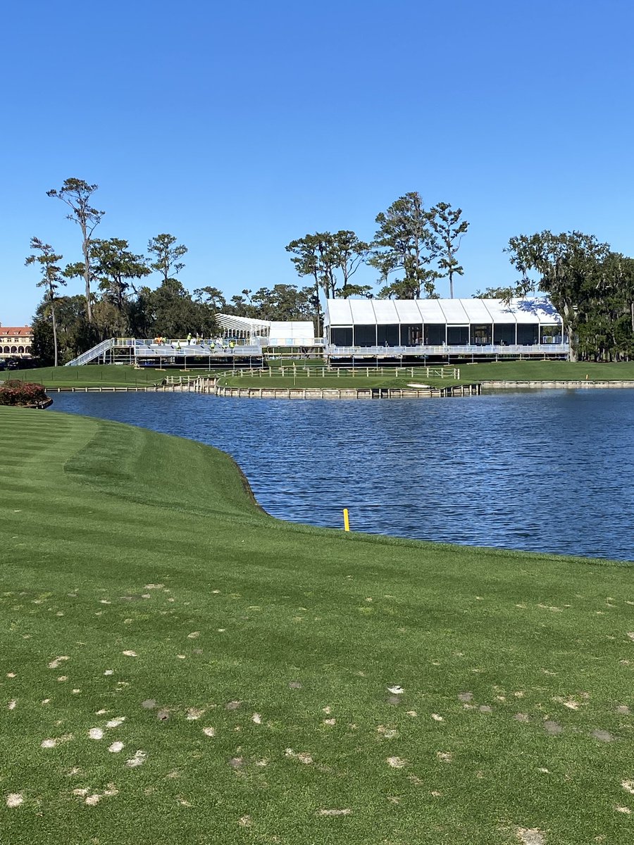 realjcdeacon's tweet photo. PETE FOX weekend for @GatorsGolf. I miss my buddy a lot, but his legacy is so strong. I’m very proud of our partnership with @golfightscancer. https://t.co/6ri6Cp23mC