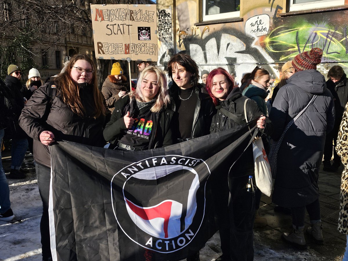 Lilienfee's tweet photo. #hal2001
Eindrücke der Demo aus Halle am 20.01.24
Stabile Aktion und tolle Leute, Danke sehr Halle! https://t.co/uxyrcj9lOM