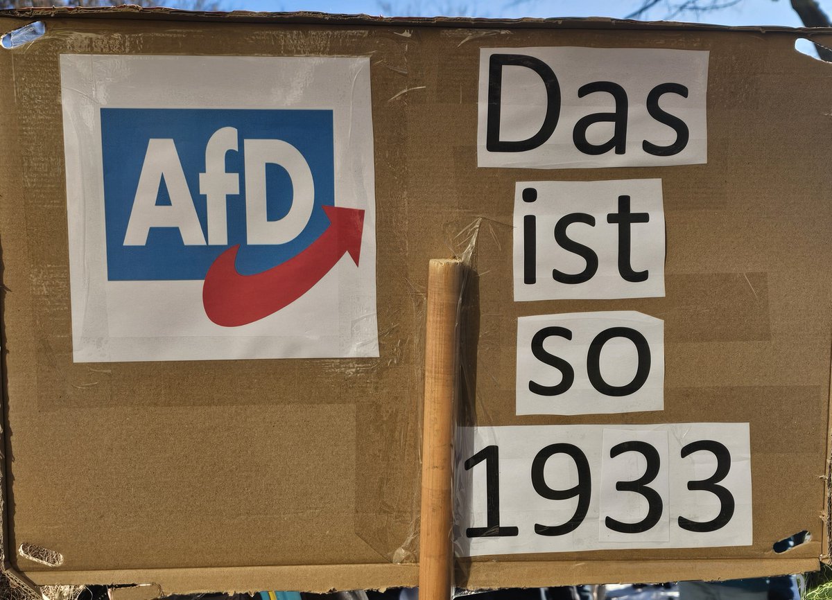 Lilienfee's tweet photo. #hal2001
Eindrücke der Demo aus Halle am 20.01.24
Stabile Aktion und tolle Leute, Danke sehr Halle! https://t.co/uxyrcj9lOM
