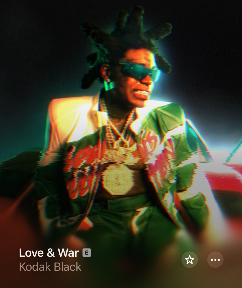 HeavenTheMuse's tweet photo. which love &amp; war is better? https://t.co/q2DaAN67Zr