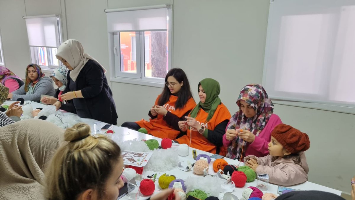 Bugün KahramanMaraşa misafir olduk.Bol bol oyunlar oynandı,sohbetler edildi,kahveler içildi…<a href="/kademorgtr/">KADEM</a> <a href="/kademkirsehir/">KADEM Kırşehir</a>