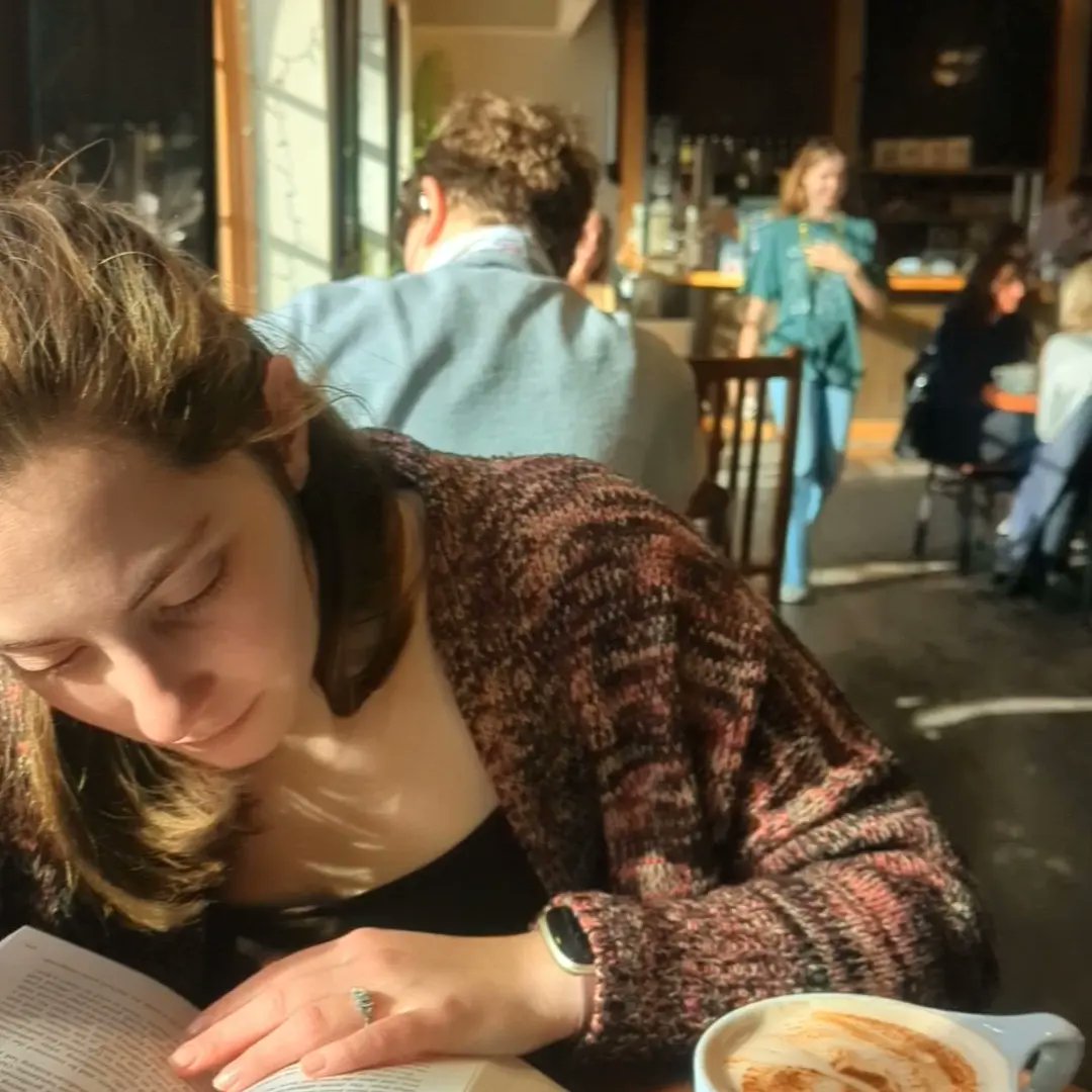 JenkinsCalebL's tweet photo. Coffee + Coffee. ☕

Thank goodness we stopped into Wallflower when we did; apparently, coffee candles go quickly (not surprising!)

Full house in BCAT, not to mention quite a few people out and about in the snow. Love to see it! 

#BrightonMichigan
#BrightonMI
#LoveLivCo https://t.co/KanCOF6brE