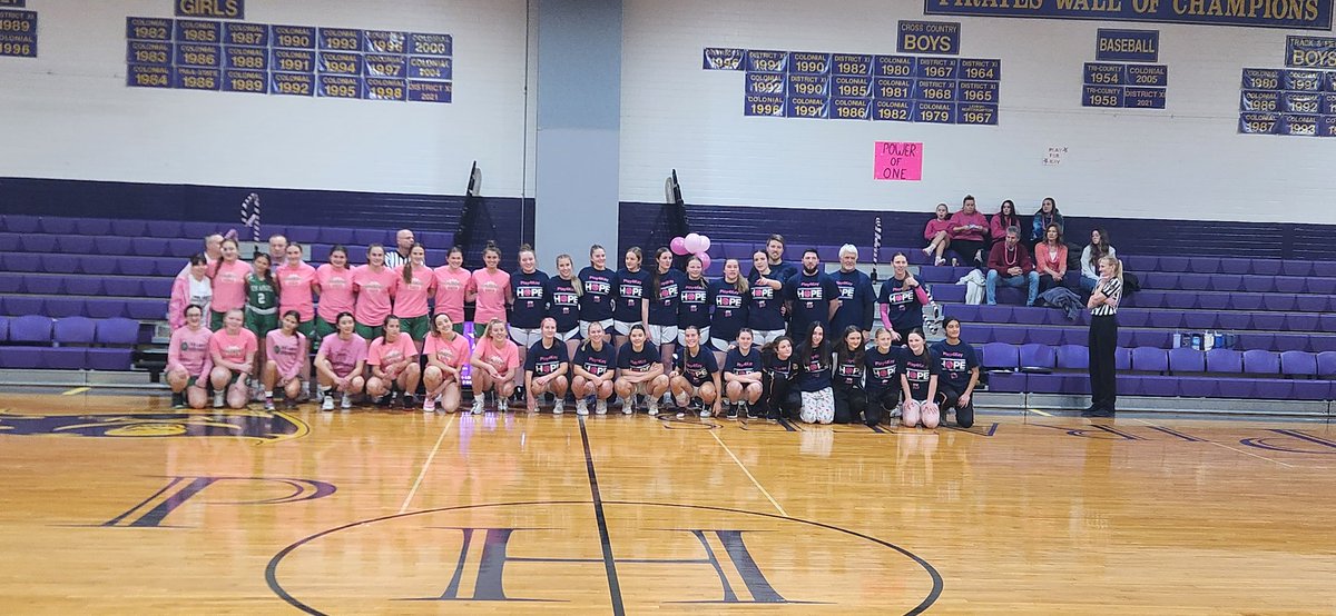 PSDAthletics's tweet photo. Great show of support for #breastcancer awareness today with both teams participating. @PAGreenKnights @palisdPATCH @aschlosser_PSD @rheffPSD @PalisdSUPT https://t.co/h0Eq9vf1WR