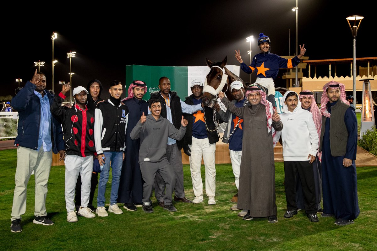 AlsayedRacing's tweet photo. 🥇 | 

"أهدل" ابن بانديني بمستوى وجاهزية وحضور رائع 
يبدأها أولاً وينهيها أولاً 🥇 
ماشاء الله تبارك الله 

#alsayedracing #ASR https://t.co/5b2AK7PbUq
