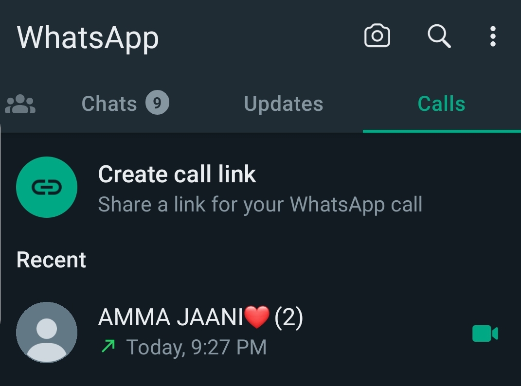 Zeynepp_Ahmett's tweet photo. this is a reminder for all of you who still have got parents:call them before the number becomes unresponsive forever.I still call my mama, and i still message her, and i hate how the call never goes on 'ringing' and the ticks never go blue. Tend to them before it turns to regret https://t.co/5MGExQ44fR